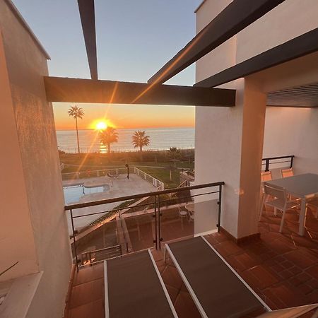 Sunrise Beach Front - Casares Del Mar Экстерьер фото