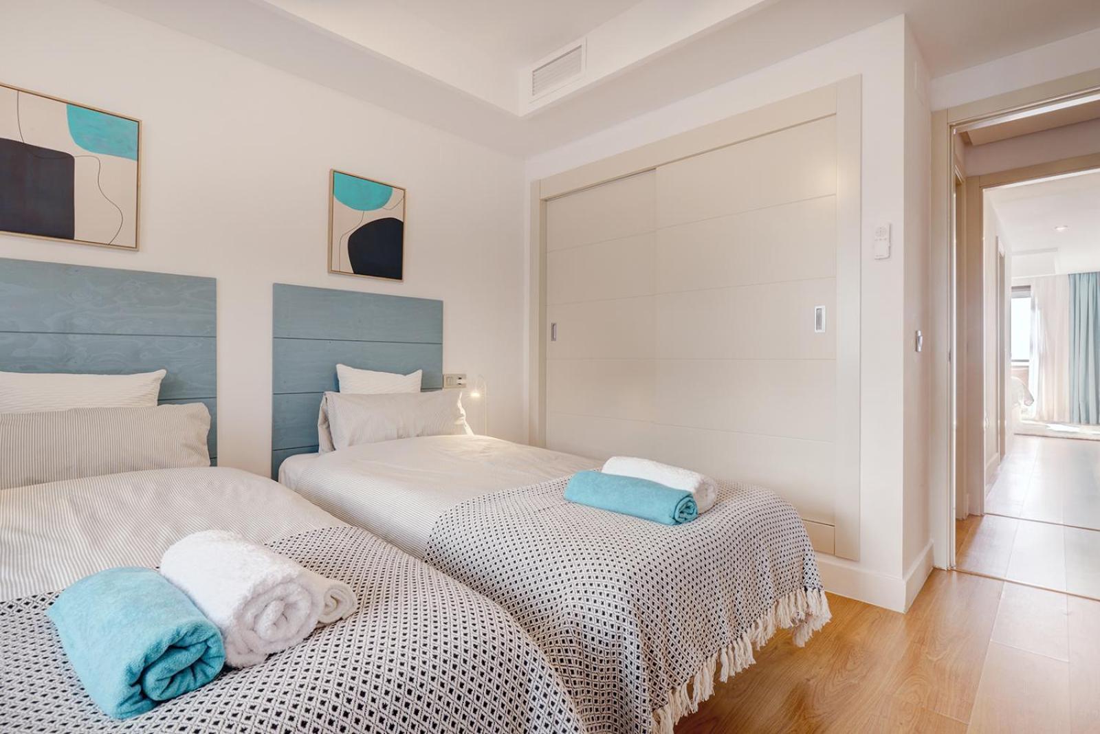Sunrise Beach Front - Casares Del Mar Экстерьер фото