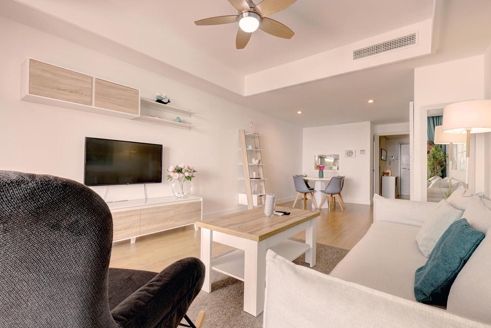 Sunrise Beach Front - Casares Del Mar Экстерьер фото